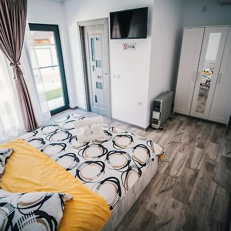 Hotel Casutele Amaliei Corbu  Esterno foto