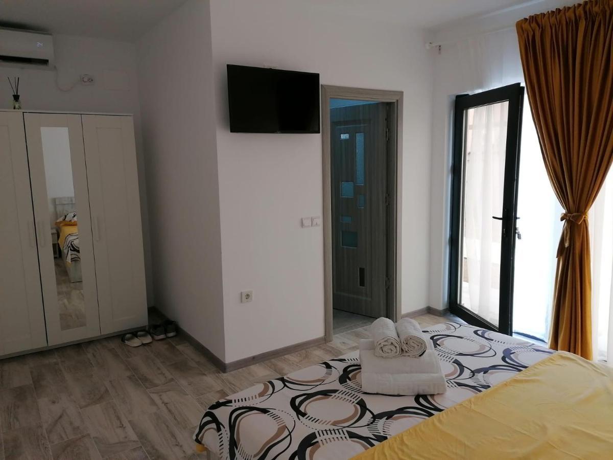 Hotel Casutele Amaliei Corbu  Esterno foto