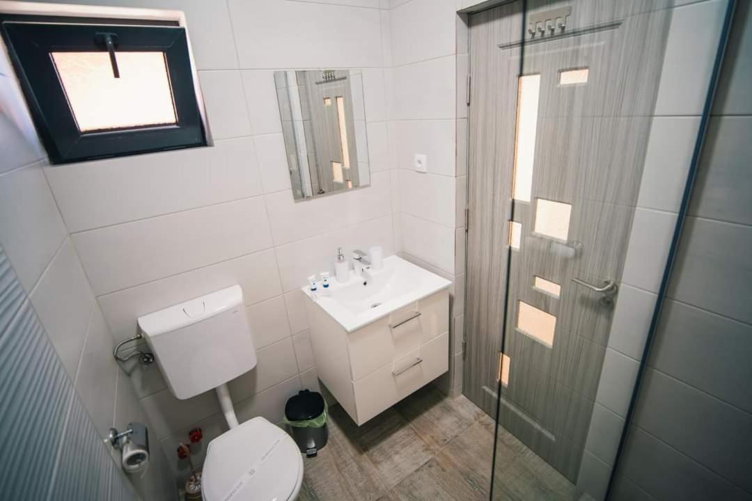 Hotel Casutele Amaliei Corbu  Esterno foto
